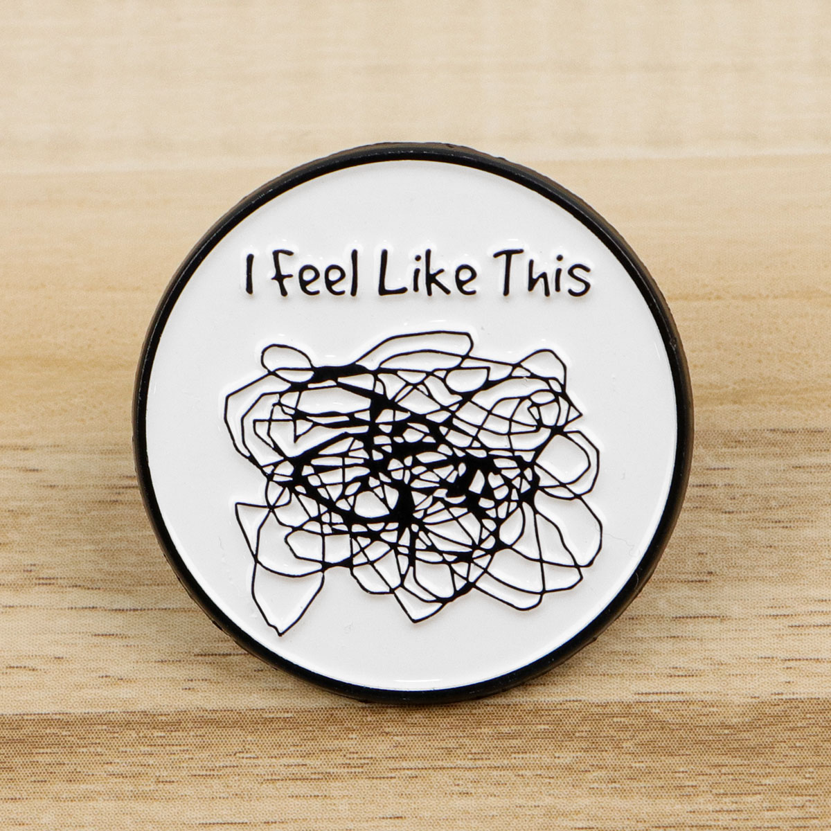 Women Accessories Picture - BU gibi hissettim emaye Pin yuvarlak